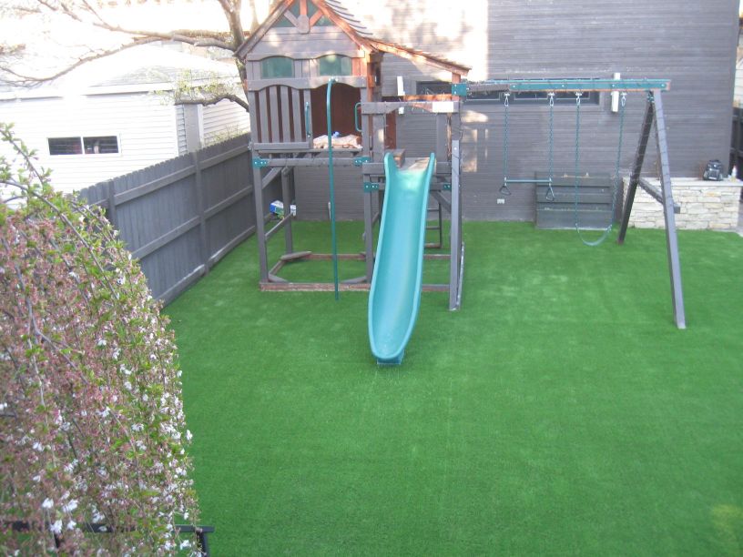 playground turf installation