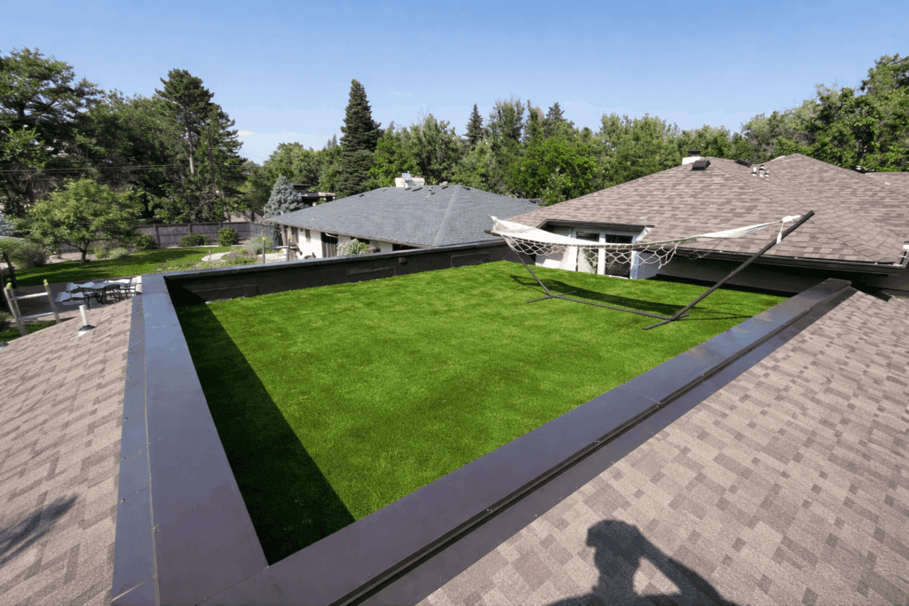 Rooftop terrace with hammock and grass